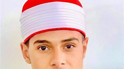 القارئ أسامة محمد مطر القرآن علمني التواضع والأدب