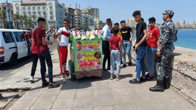 التطبيق الصارم للاجراءات الاحترازية يلقى بظلاله على طقوس احتفالات العيد بالثغر