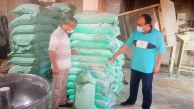 ضبط مخابز للتلاعب بوزن الرغيف وشكاير الدقيق باجا