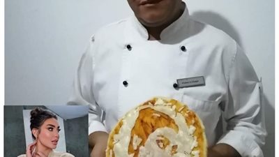 الشيف خالد يرسم الفنانة ياسمين صبرى على البيتزا