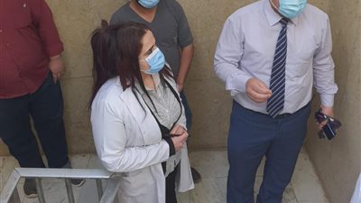 قيادات الصحة بالمنوفية تفاجئ المستشفيات ومراكز لقاح كورونا