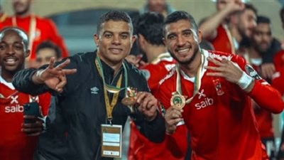 الأهلى يحتفل بعيد ميلاد رامى ربيعة فى جنوب افريقيا
