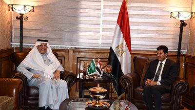 وزير الشباب والرياضة يستقبل السفير السعودي بالقاهرة