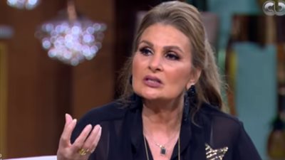 يسرا عن مشاركتها في موكب المومياوات.. سعيدة بهذا العمل الوطنى.. فيديو