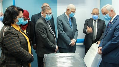تقنية جديدة لعلاج أورام الرحم بإستخدام جهاز العلاج الإشعاعي عن قرب Brachytherapy