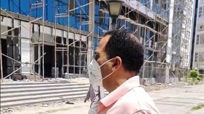 رئيس جامعة دمنهور يتفقد المجمع النظرى ويتابع الأعمال فى كلية الهندسة.. بالصور