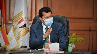 وزير الرياضة يعلن موعد انتخابات الزمالك
