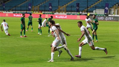نائب رئيس الزمالك: حضرنا مباراة المصري لدعم الفريق.. ونعد بصرف المستحقات