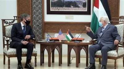 عباس لبلينكن: الجانب الفلسطيني ملتزم بالمقاومة الشعبية السلمية وينبذ العنف بكافة أشكاله