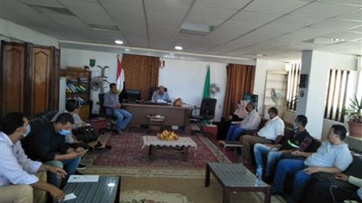 ضمن المبادرة الرئاسيه وحياة كريمه اجتماع تنفيذى لمركزالقنطره شرق لتلبية احتياجات القرى