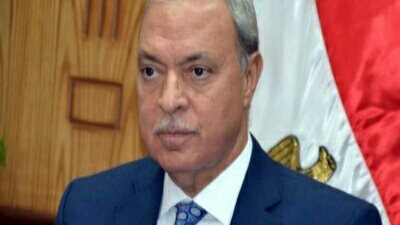محافظ القليوبية يتلقى تقارير الإجراءات الإحترازية والوقائية بالمراكز والمدن والاحياء