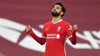 أسطورة الكرة الإنجليزية يضع محمد صلاح فى التشكيل المثالى للبريميرليج