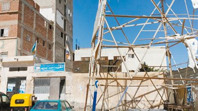 المراغي .. تحت رحمة أسلاك الضغط العالي
