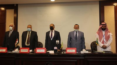 جامعة دمنهور تشارك فى منتدى المخلفات الإلكترونية الخطرة ودورشباب الجامعات فى التخلص منها