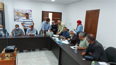 تسليم 5 آلاف فدان لمجموعة طلعت مصطفى لإقامة مجتمع عمرانى بحدائق العاصمة.. بالصور