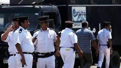 ضبط قائد سيارة ملاكى لإستعرضه وتسببه في تعطيل حركة المرور بالبحيرة