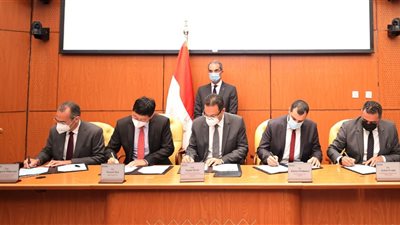 الاتصالات : تعاون مع ٤ شركات عالمية لتعزيز مهارات طلاب بناة مصر الرقمية