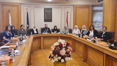دينا ياقوت ابنة الإسماعيلية ترأس أول اجتماع للجنة سيدات أعمال إتحاد الغرف التجارية المصرية