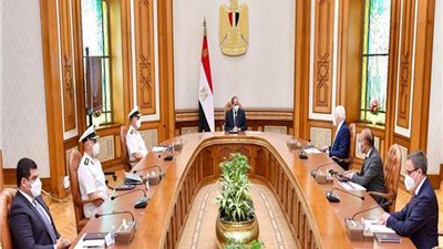 الرئيس السيسي يستعرض جهود الدولة لتوطين الصناعات البحرية