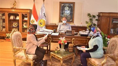 محافظ أسيوط يلتقى عميد معهد جنوب مصر للأورام لبحث سبل تفعيل المشاركة المجتمعية ودعم مستشفى الأورام بالمعهد