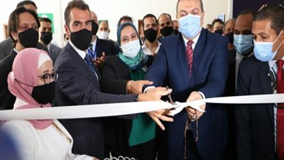 سعفان يفتتح أول وحدة للمساواة بين الجنسين والتمكين الاقتصادي للمرأة داخل أماكن العمل