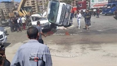 مصرع واصابة 13 في انقلاب نقل 
