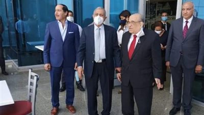 رئيس الأكاديمية العربية للعلوم والتكنولوجيا يستقبل الدكتور مصطفي الفقي بفرع القرية الذكية