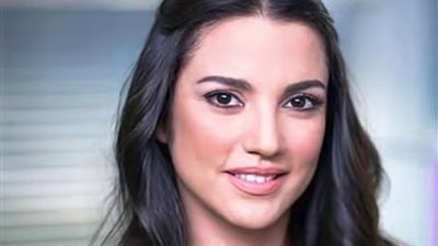 درة .. تشارك فى عرض أزياء 