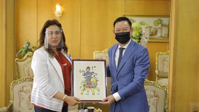 محافظ دمياط تستقبل السفير الفيتنامى ويبحثان سُبل تعزيز أواصر التعاون المشترك