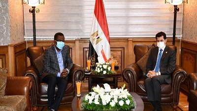 صبحي: بحث إنشاء مجمع رياضى للكاف وأكاديميات كرة القدم بالمدارس المصرية