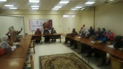 قومى المرأة بالبحر الأحمر ينظم تدريب للرائدات الريفيات حول حملة ختان الاناث