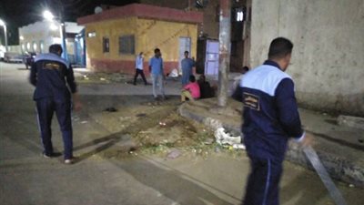 حملة تعقيم وتطهير بحى شرق مدينة الأقصر.. بالصور
