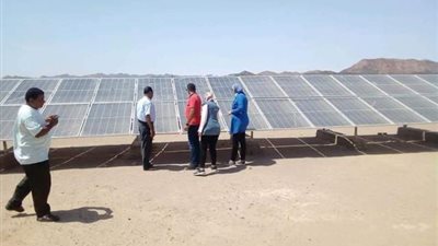 متدربو الأكاديمية الوطنية للتدريب بتفقدون مشروعات بالشلاتين في البحر الأحمر ..صور