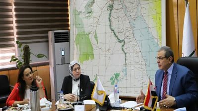 سعفان يلتقي أعضاء تنسيقية شباب الأحزاب والسياسيين ومجلسي النواب والشيوخ