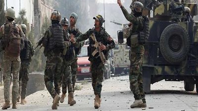 مقتل 19 عنصرا من الجيش والشرطة الأفغانية إثر هجوم وسط البلاد