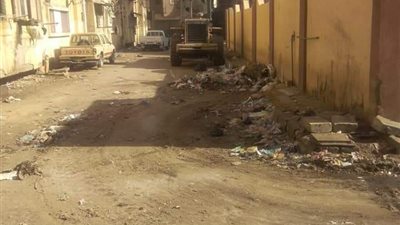 متابعة أعمال النظافة ورفع القمامة بمحيط حديقة الحويتي بسوهاج