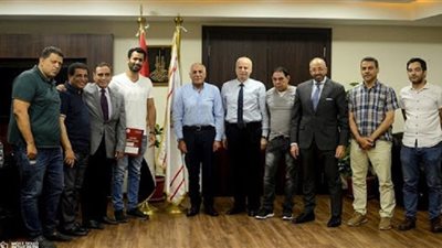 يد الزمالك يحصل على توقيع 