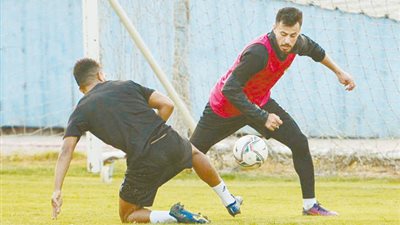 الزمالك يدافع عن القمة أمام أسـوان