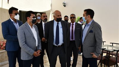 وزير الشباب ونظيره الفلسطينى يشهدان اليوم الرياضي للمقيمين في مصر .. ويتفقدان مركز شباب الجزيرة