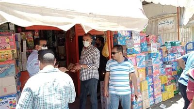 حملة مكبرة لمراجعة تراخيص المحلات والاشغالات بسوهاج