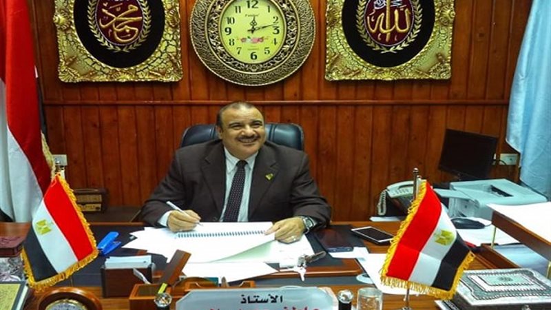 عاطف سلامة وكيل تعليم