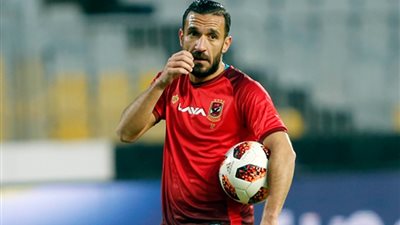 معلول يهدر ركلة جزاء للأهلى أمام بيراميدز.. شاهد