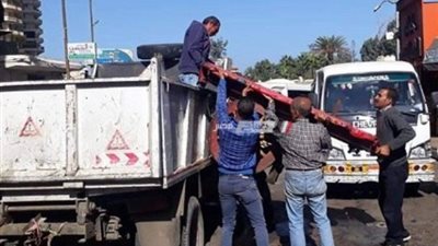 استمرار رفع المخلفات وانجاز 80% من تطوير عزبة محسن بالمنتزة