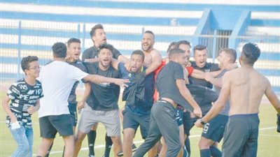 كوكاكولا خطف البطاقة.. بقوة وطاقة