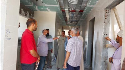 رئيس مركز إسنا جنوب الأقصر يتفقد اعمال مشروعات حياة كريمة