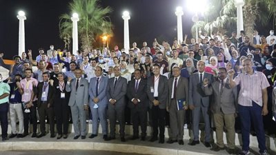 بدء فعاليات المعسكر التدريبى لإعداد القيادات الشبابية فى معهد إعداد القادة.. بالصور
