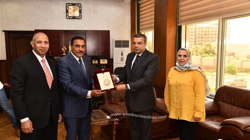 بوابة الجمهورية
