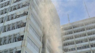 إندلاع حريق هائل فى وزارة الصحة العراقية