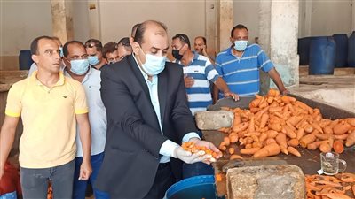 ضبط 41 طن مخلل بمعمل غير مرخص وتحرر 8 محاضر مخالفات متنوعة ببني عبيد