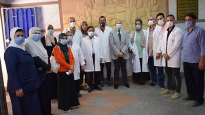 وكيل وزارة الصحة يتفقد سير العمل بمستشفي الحسينية المركزي